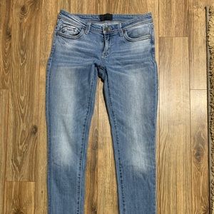 Women’s Black Label Buckle Jeans 27 waist